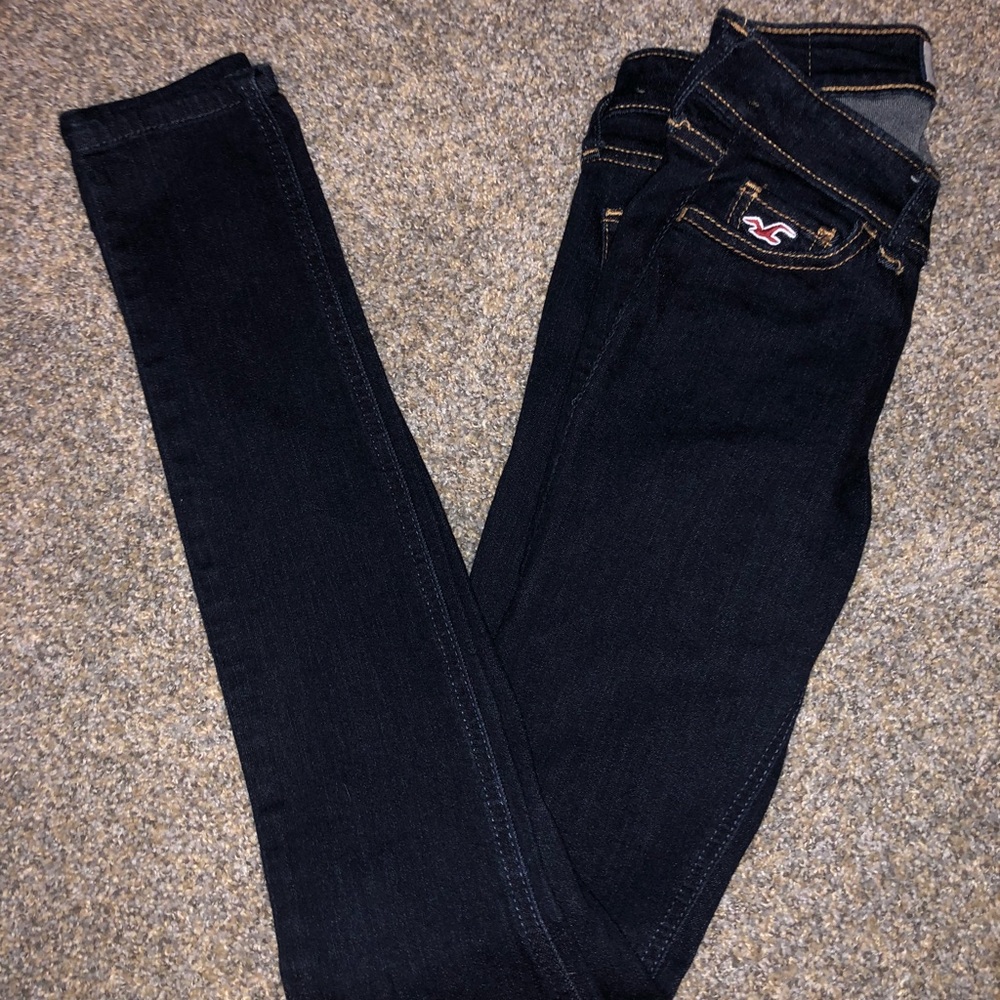 Hollister jeans dark wash NOT BLACK